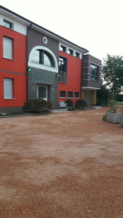 Dolce Vita Lovely Suites Cavriago Exterior foto